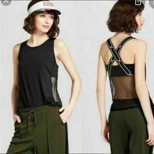 HUNTER X TARGET | Mesh Back Cross Strap Chain Trim Tank Top Women’s Size Medium